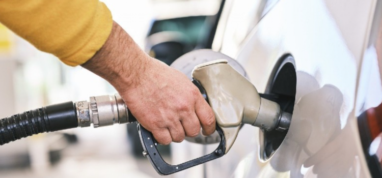 Este fin de semana el precio de la gasolina alcanzo nuevo récord en San Diego