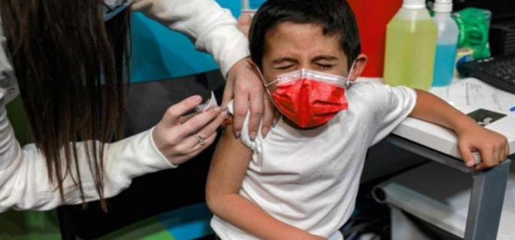 EEUU empezará a vacunar contra COVID este mes a los niños menores de 6 años
