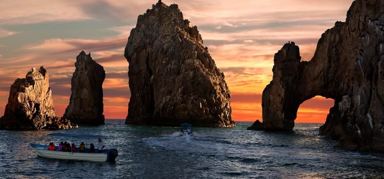1 mmdp anuales genera el turismo a Los Cabos, Mexico