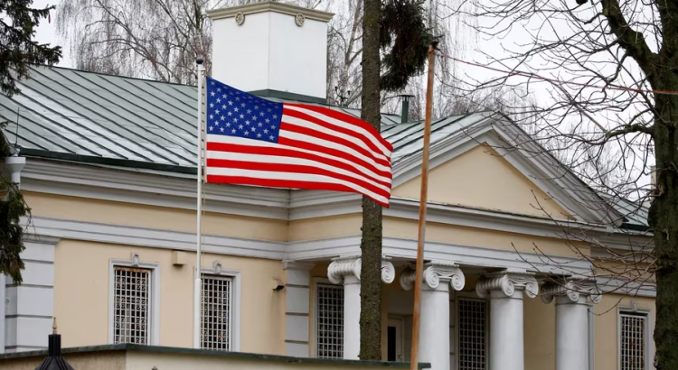 Estados Unidos pide a sus ciudadanos que eviten ir a Bielorrusia o que abandonen la nación de inmediato