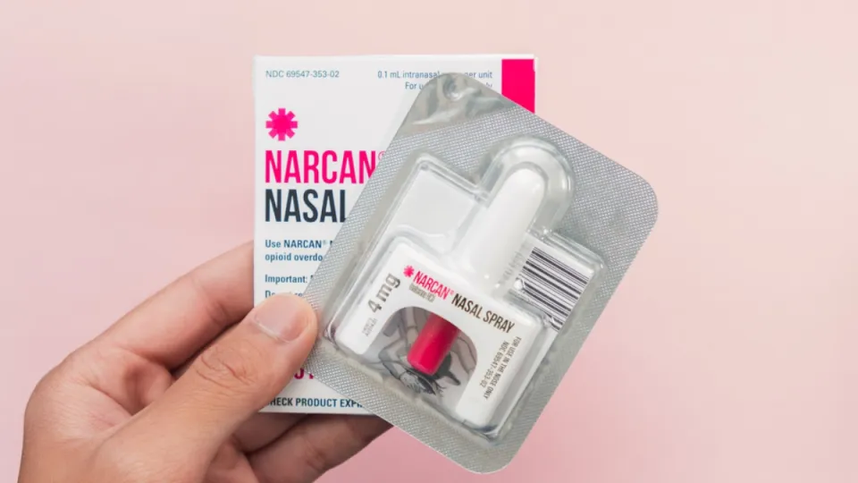 Venta sin prescripción de Narcan para combatir sobredosis de opioides en EE. UU.