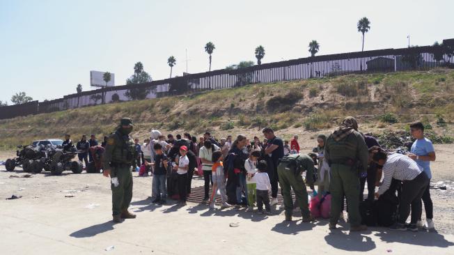 Polémica en San Diego: Liberación masiva de migrantes e inversión millonaria en un nuevo centro