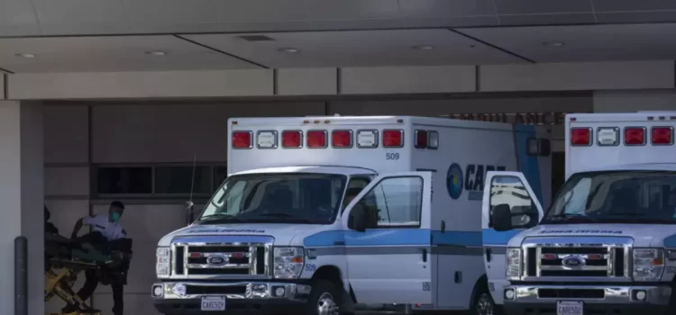 Nueva ley en California protege a pacientes de facturación excesiva por ambulancias terrestres