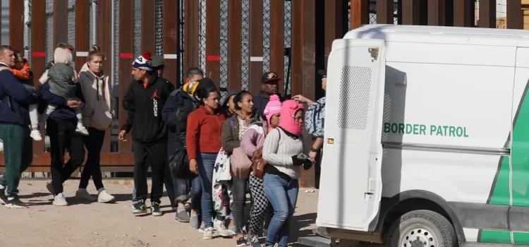 Republicanos impulsan reforma migratoria basada en informe cuestionado sobre gasto federal