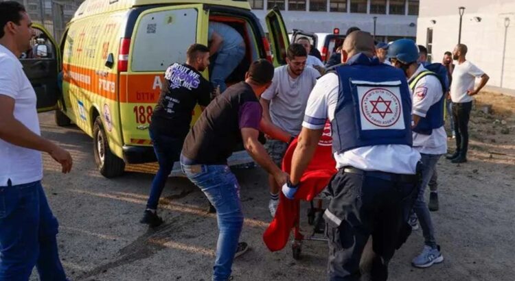 Al menos 10 muertos tras ataque con cohetes en el norte de Israel