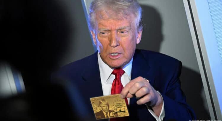 Trump anuncia el sitio web que venderá visas de residente por 5 mdd