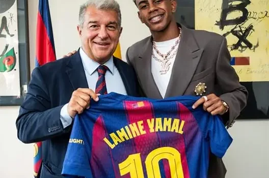 Lamine Yamal hereda el ’10’ del Barça: ¿leyenda o maldición?