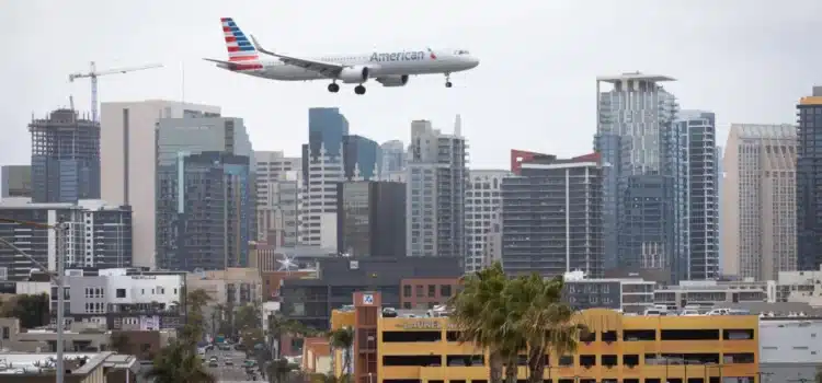El aeropuerto de San Diego recibe $15 millones para reducir el ruido en las viviendas cercanas