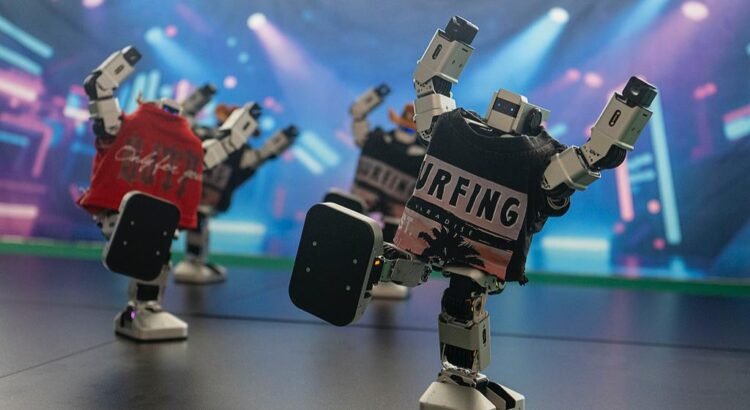 Juegos Mundiales de Robots Humanoides 2025 exhiben tecnología de vanguardia