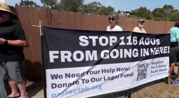 Vecinos de Pacific Beach demandan a la ciudad y al desarrollador por un complejo ADU de 134 unidades