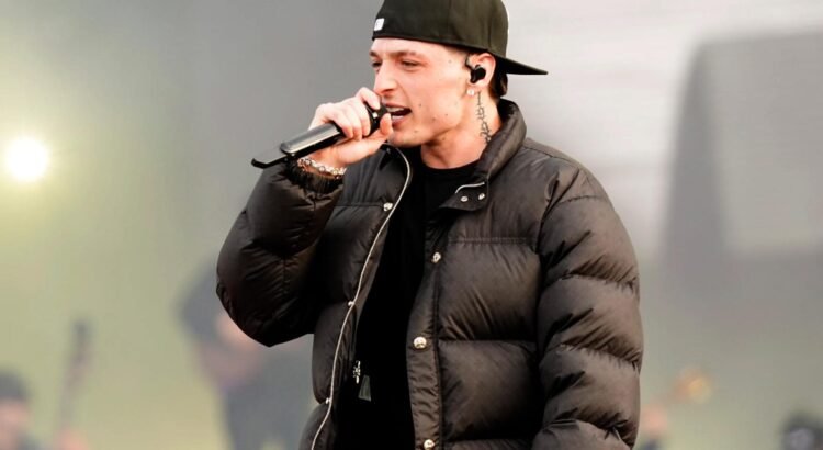 Peso Pluma se proclama como el ‘Rey de los Corridos’