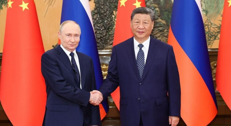 Xi, Putin y Kim se dan cita en Pekín en un desfile centrado en el poderío militar