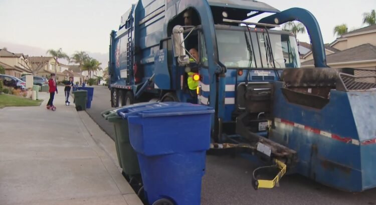 El desafío legal contra las tarifas de basura de San Diego regresa a los tribunales El desafío legal contra las tarifas de basura de San Diego regresa a los tribunales