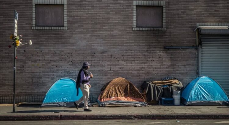Viviendas de apoyo de San Diego enfrentan recortes federales