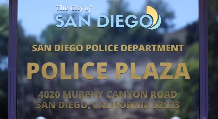 San Diego busca una solución para el problema de horas extras policiales San Diego busca una solución para el problema de horas extras policiales